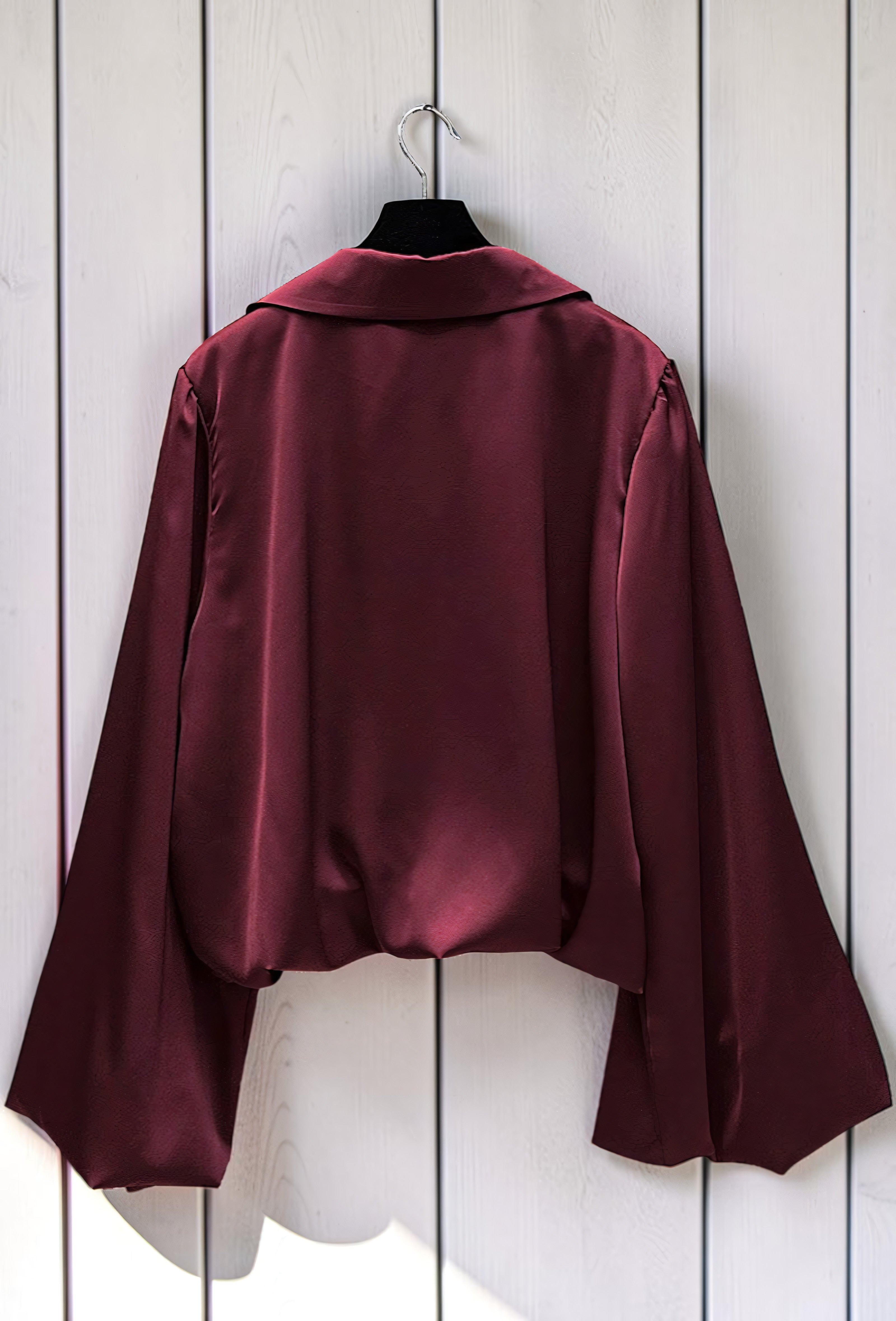 Blouse Manches Amples en Satin Bordeaux — Doublure Viscose – La Muse Parisienne – vue 3