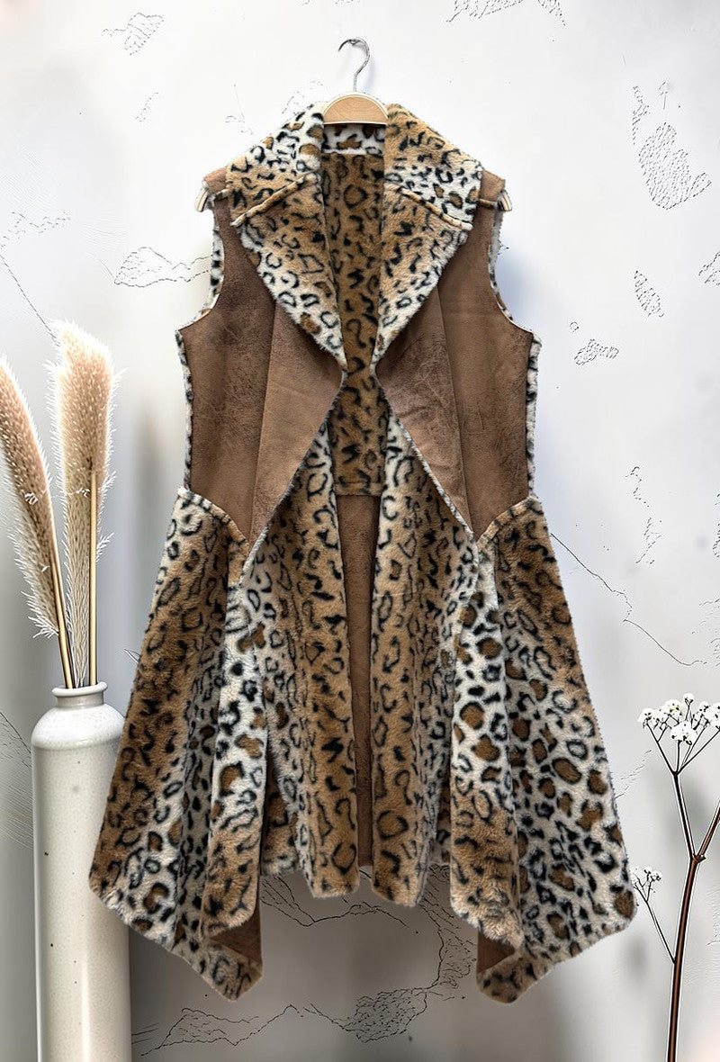 Manteau Long Sans Manches en Fausse Fourrure Léopard et Daim Automnal Caramel