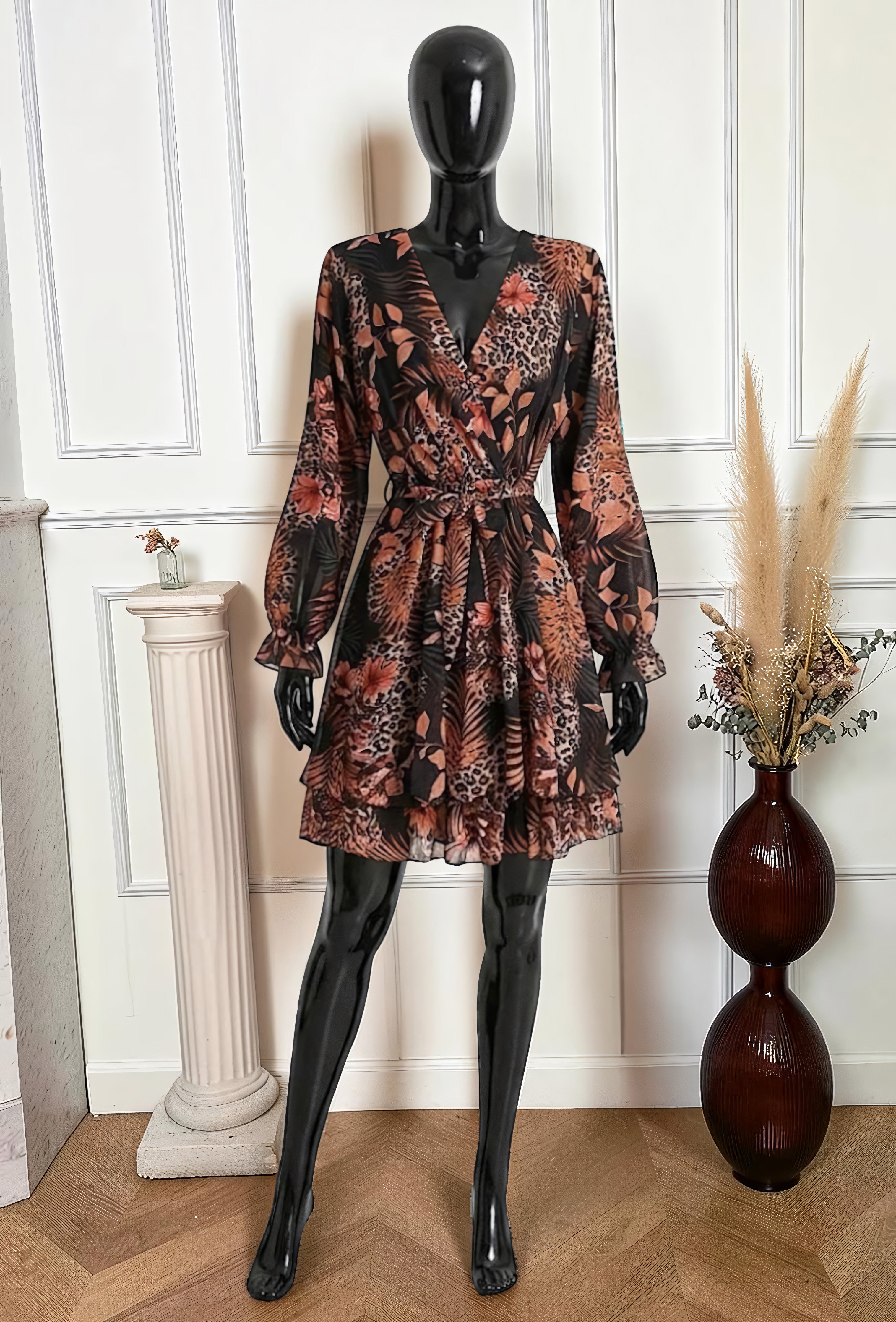 Robe à Double Volant Imprimé Léopard Fleuri – La Muse Parisienne