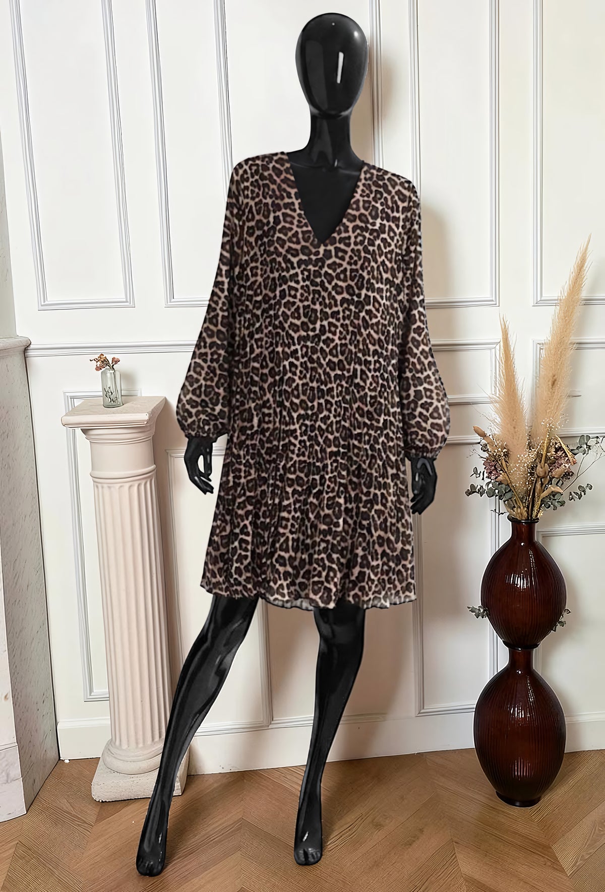 Robe Plissée Imprimé Léopard – La Muse Parisienne
