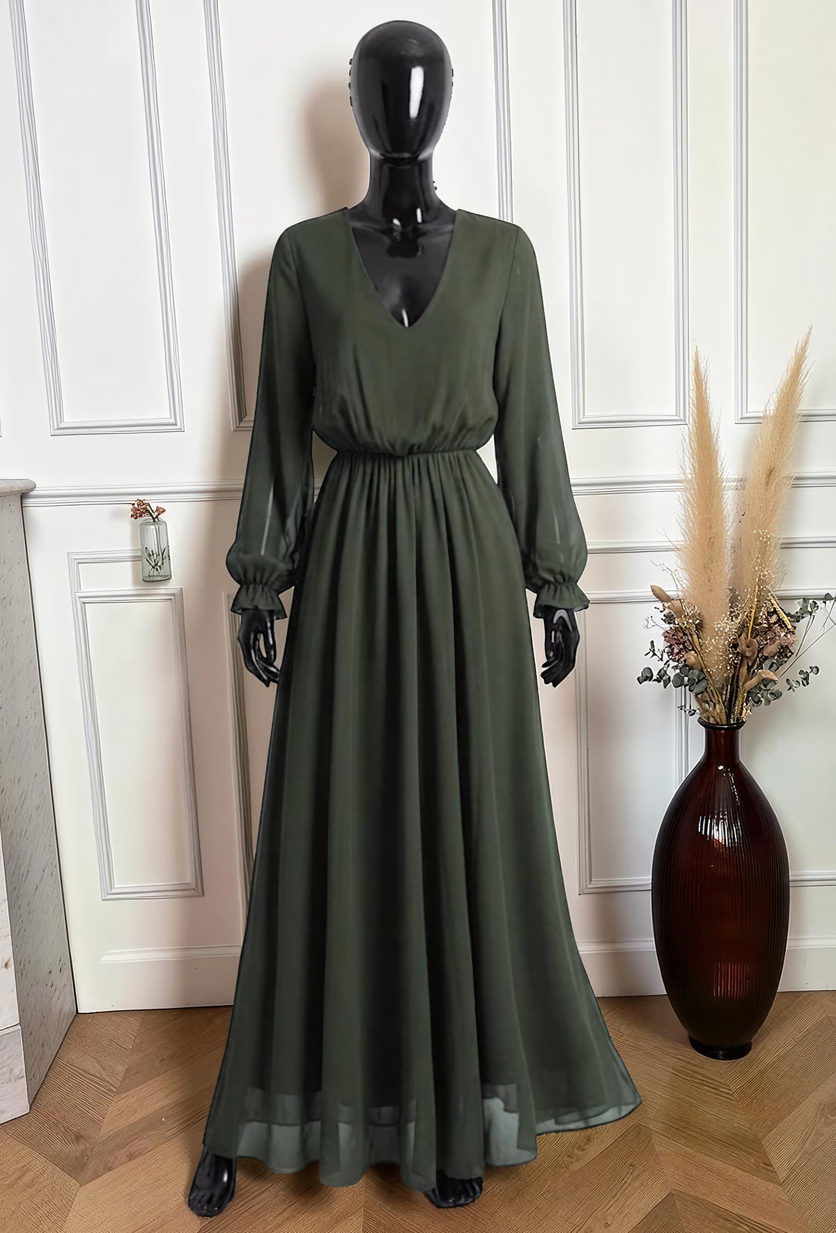 Robe Col V Fluide – La Muse Parisienne