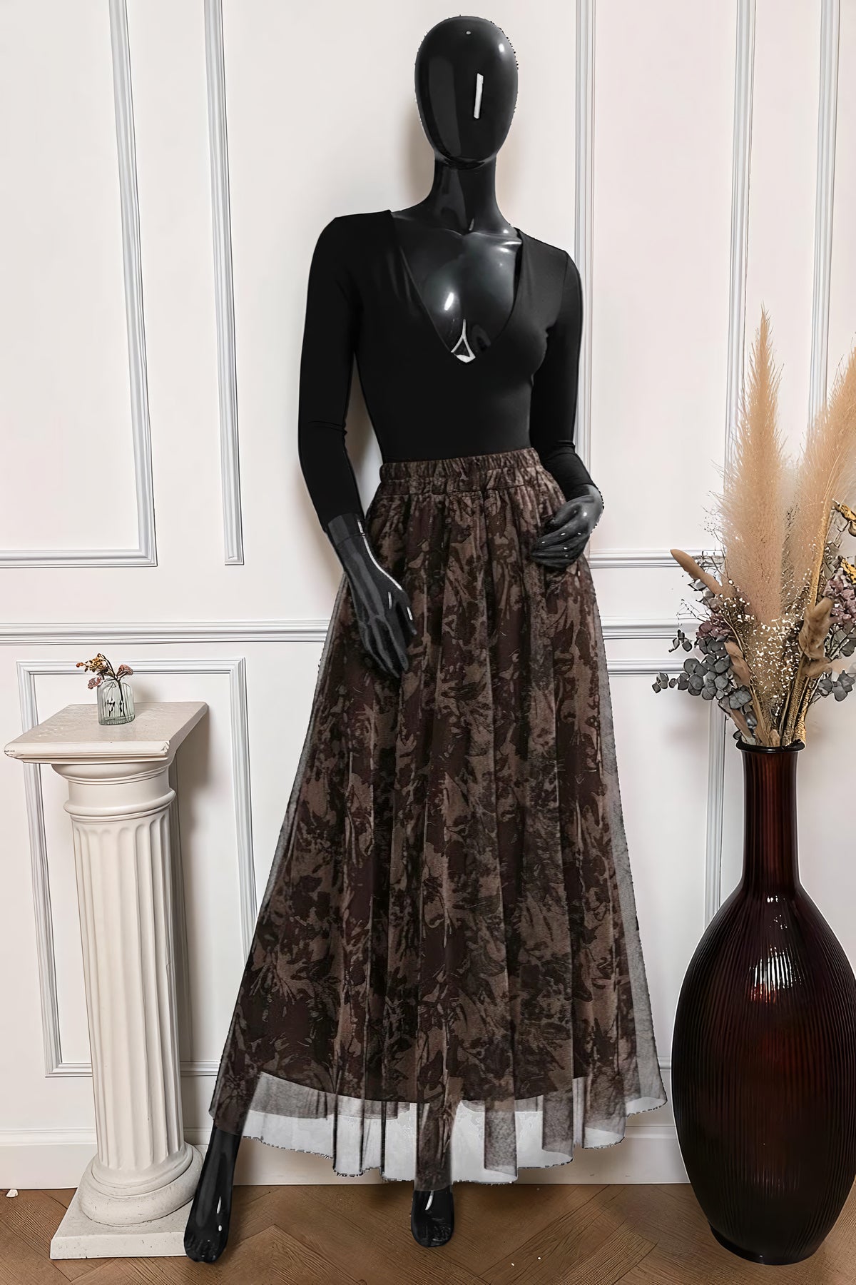 Jupe en Tulle Fluide Doublée Marron Foncé – La Muse Parisienne – vue 1