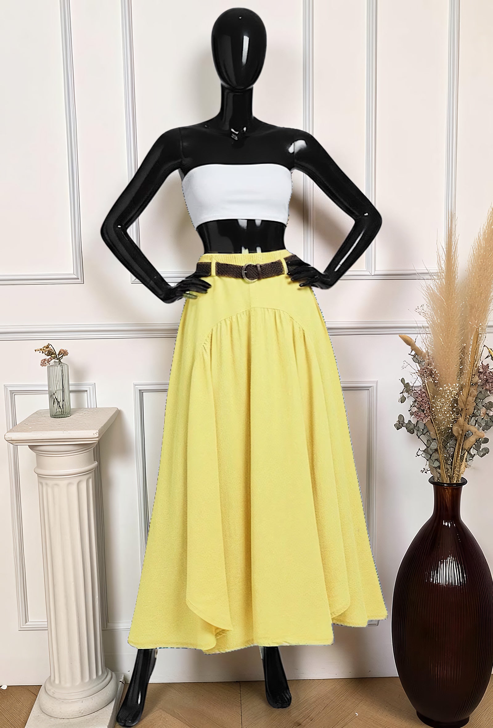 Jupe Fluide en Viscose Lyocell avec Ceinture Jaune Clair – La Muse Parisienne – vue 1
