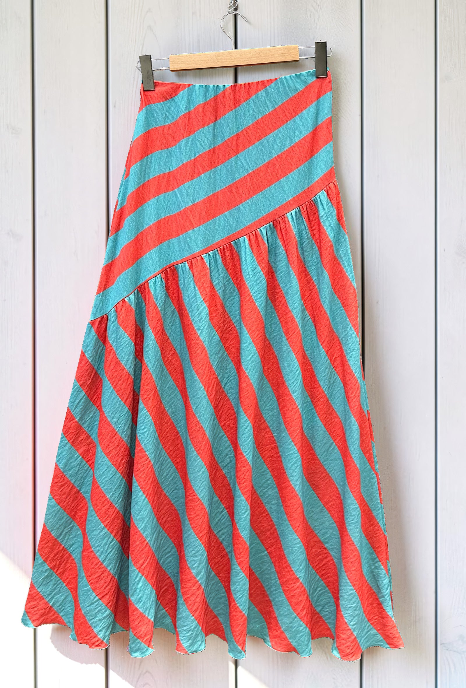 Jupe à Rayures en Viscose Orange – La Muse Parisienne – vue 2