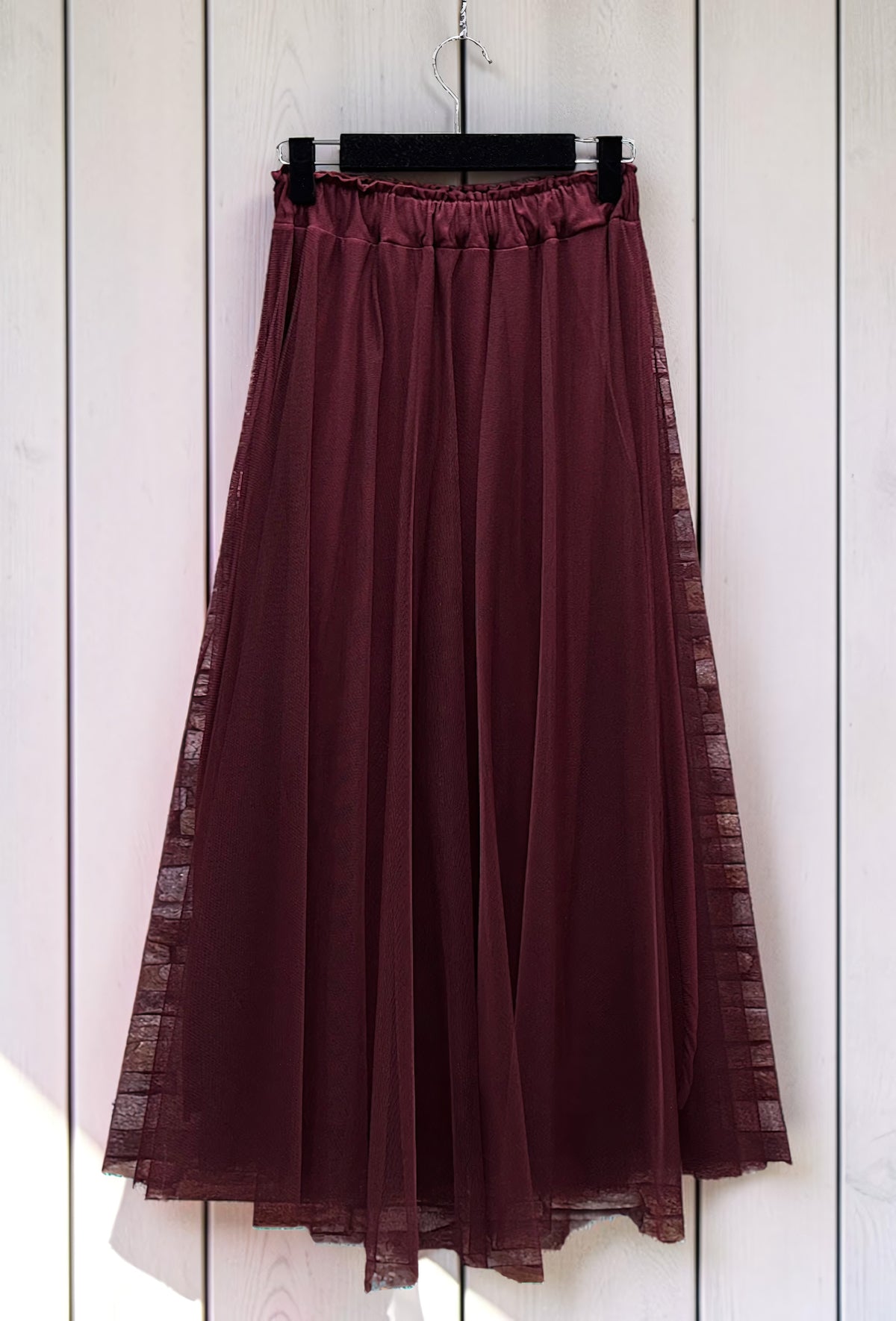 Jupe en Tulle Romantique Doublée Bordeaux – La Muse Parisienne – vue 4