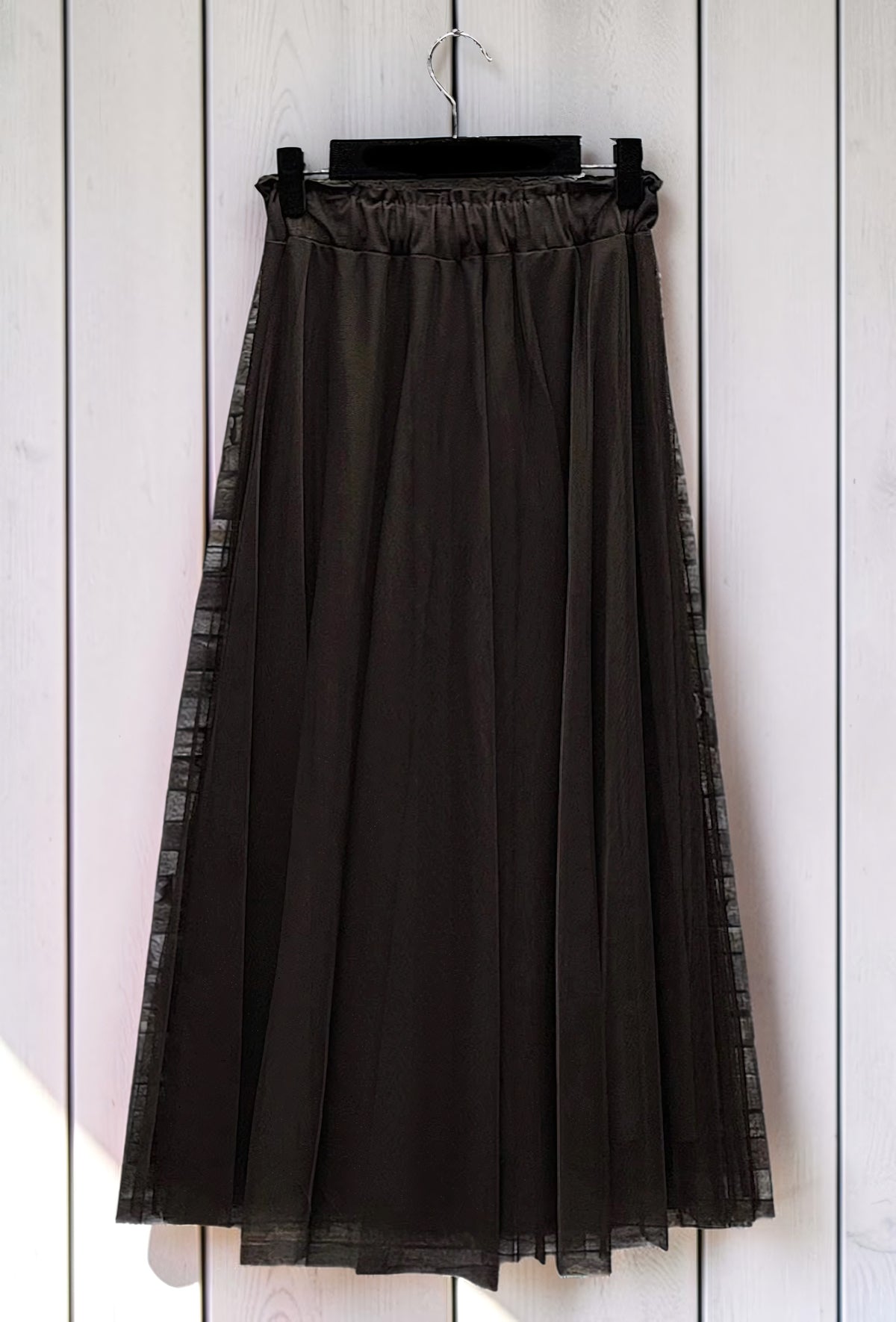 Jupe en Tulle Romantique Doublée Marron Foncé – La Muse Parisienne – vue 2