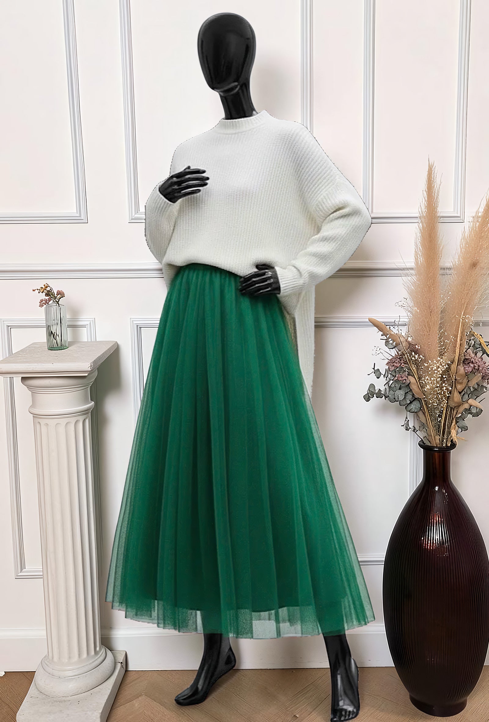 Jupe en Tulle Romantique Doublée Vert Foncé – La Muse Parisienne – vue 1