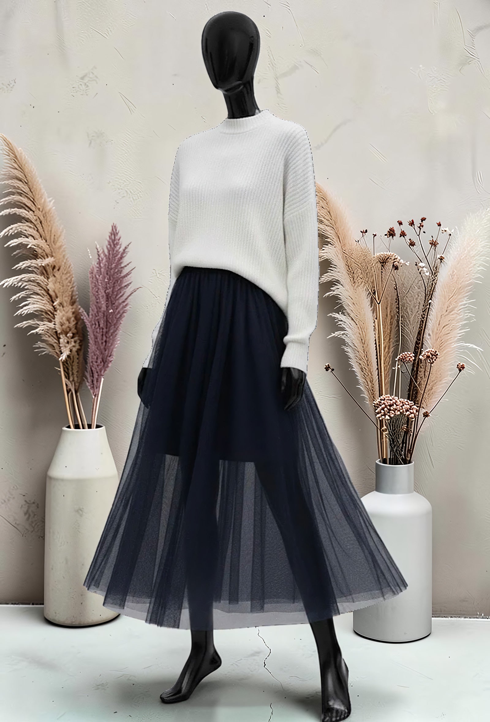 Jupe Courte en Tulle Doublée Marine – La Muse Parisienne
