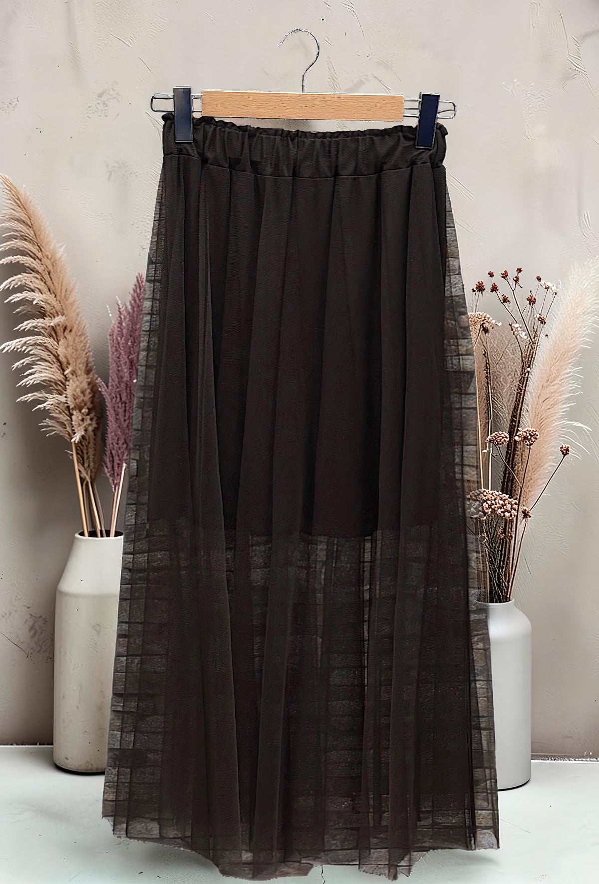 Jupe Courte en Tulle Doublée Marron Foncé – La Muse Parisienne – vue 3