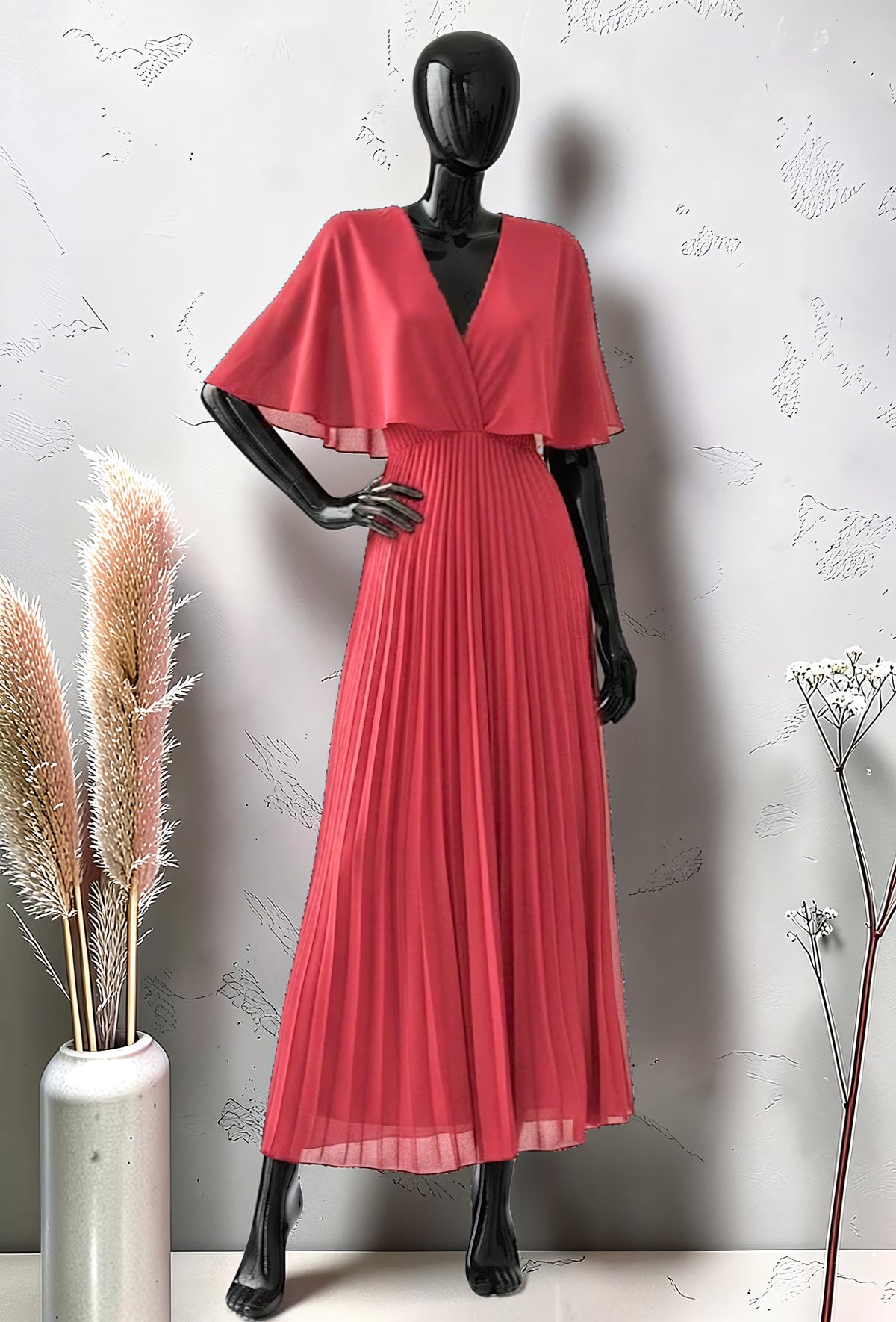 Robe Croisée Plissée Longue Doublée Framboise – La Muse Parisienne