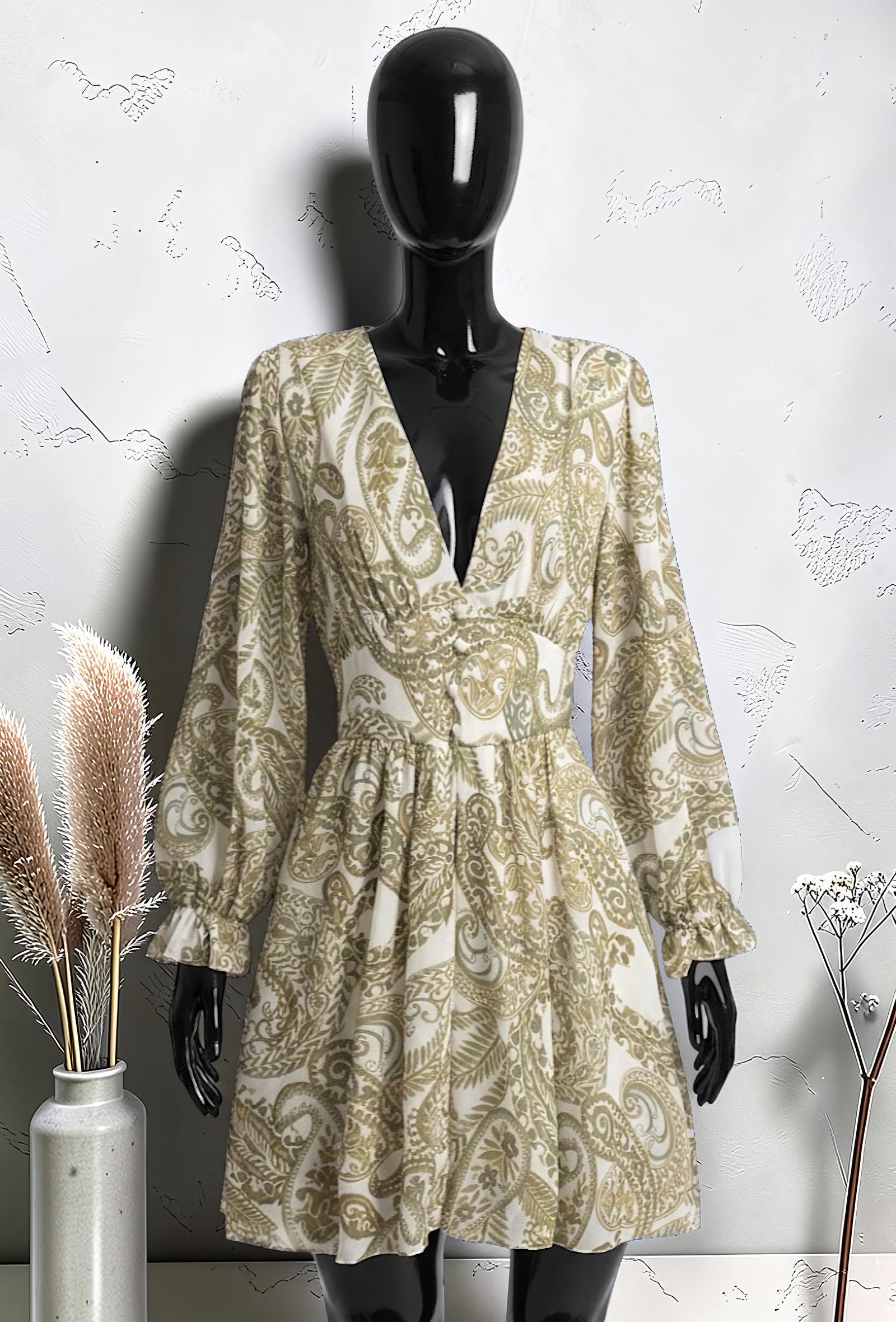 Robe Imprimée Boutonnée Manches Longues Kaki – La Muse Parisienne – vue 1