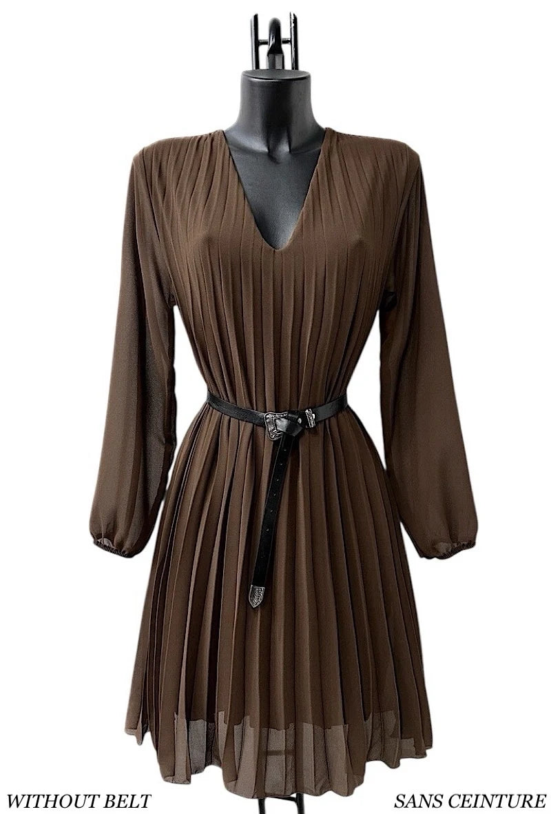 🌟 Nouvelle Collection : Robe courte à Doublure en Viscose 🌟
