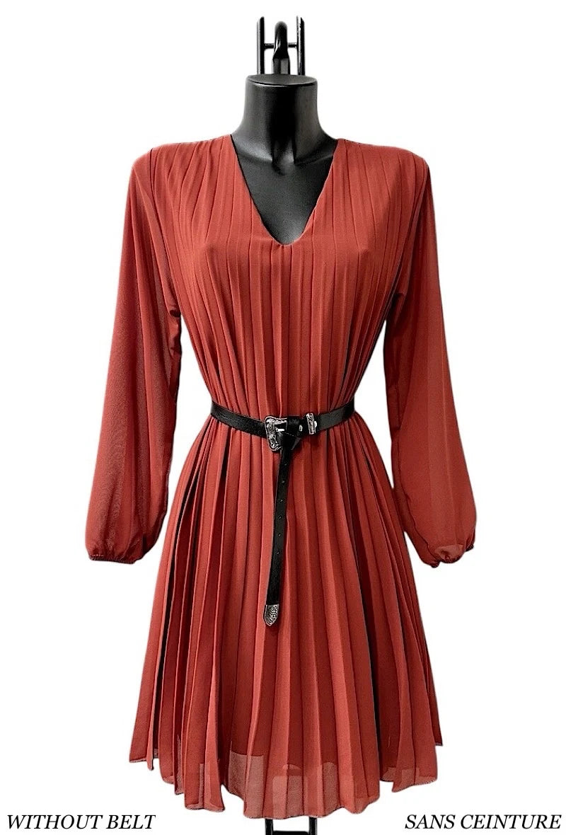 🌟 Nouvelle Collection : Robe courte à Doublure en Viscose 🌟