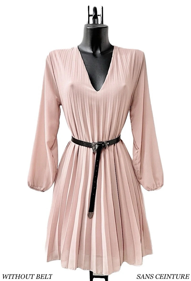 🌟 Nouvelle Collection : Robe courte à Doublure en Viscose 🌟