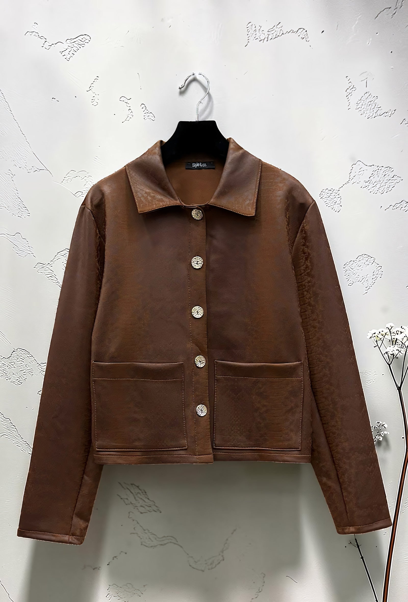 Veste Courte Cintrée en Suédine Brun – La Muse Parisienne – vue 1