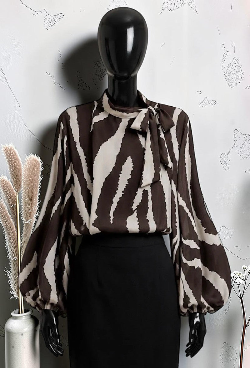 Blouse Manches Fluides Romantique Chic et Tendance avec Doublure en Viscose Marron Foncé