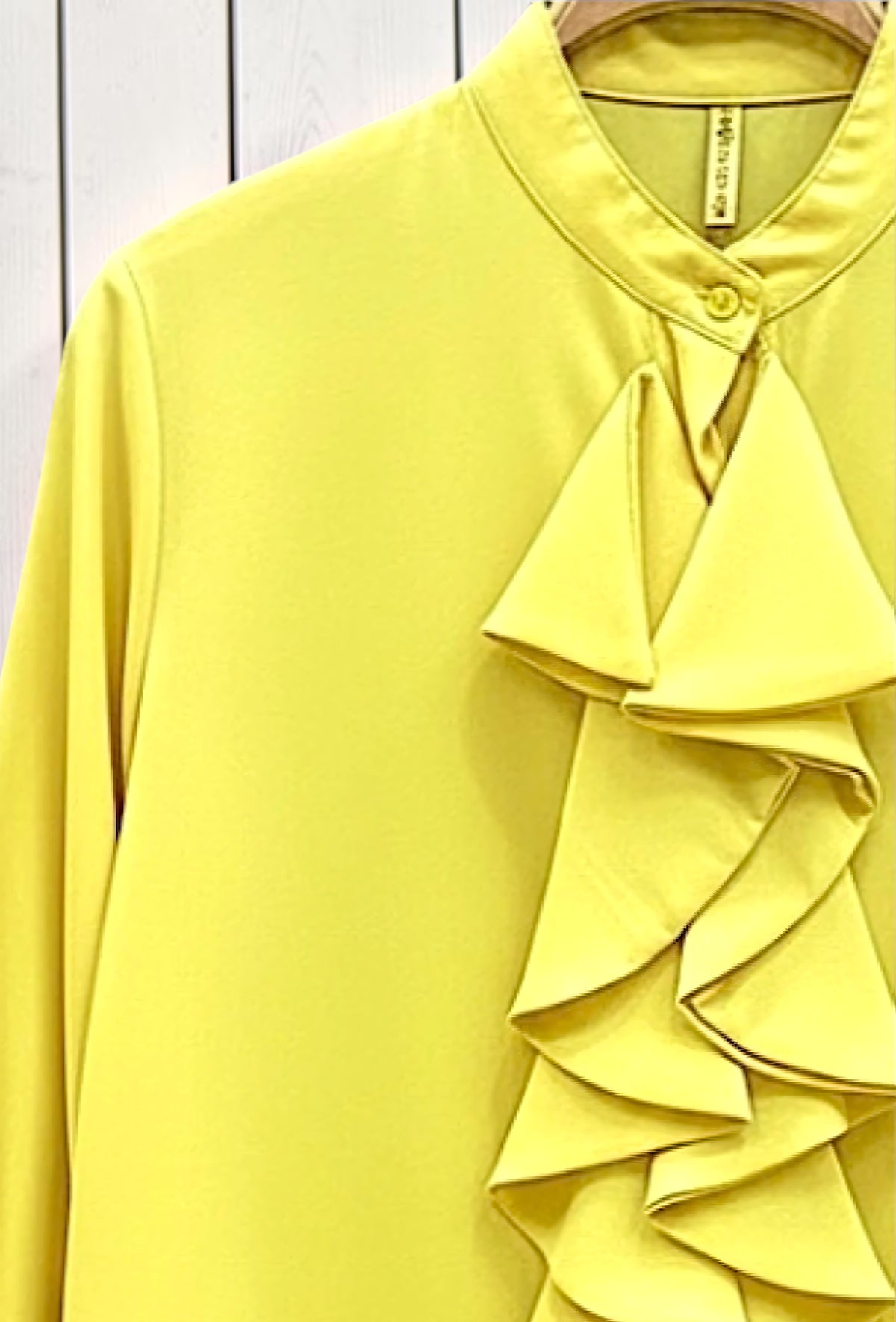 Chemisier Jaune Clair en Voile Épais – La Muse Parisienne – vue 2