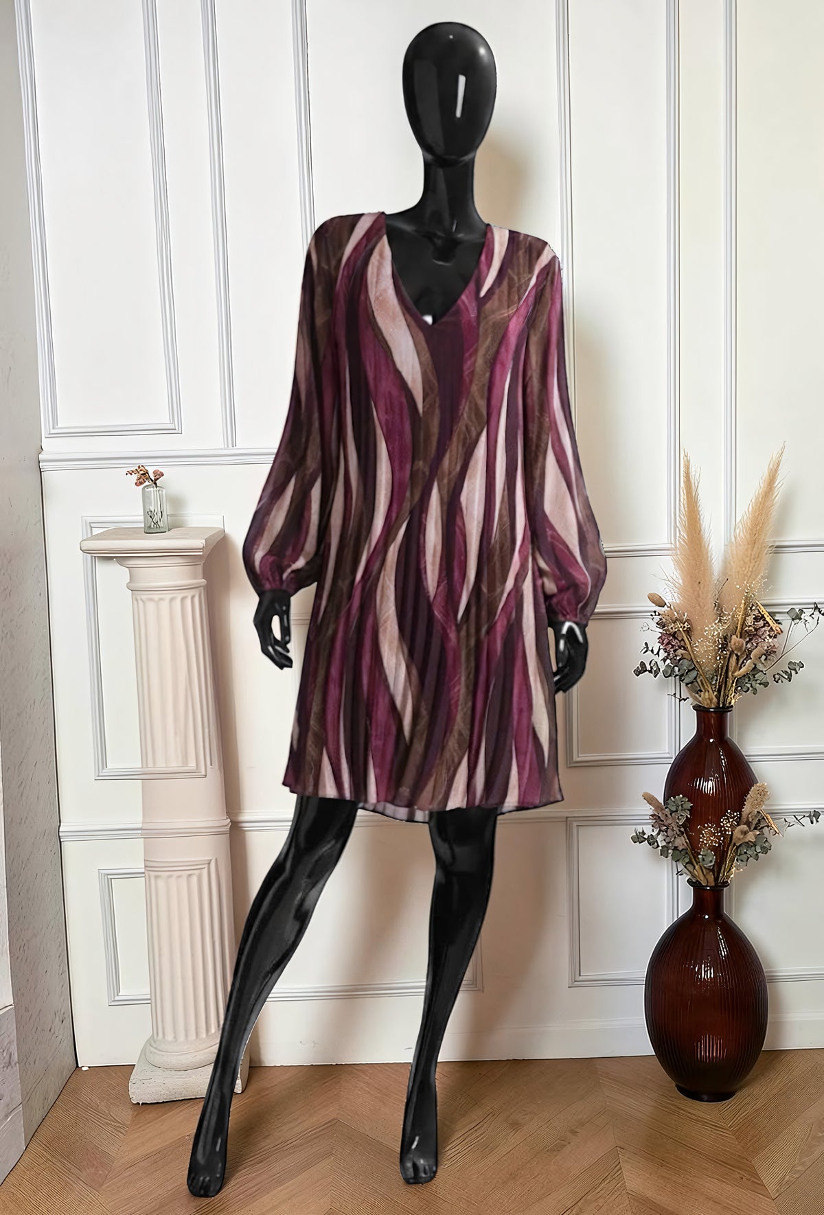 Robe Plissée Imprimé Chevrons Prune – La Muse Parisienne