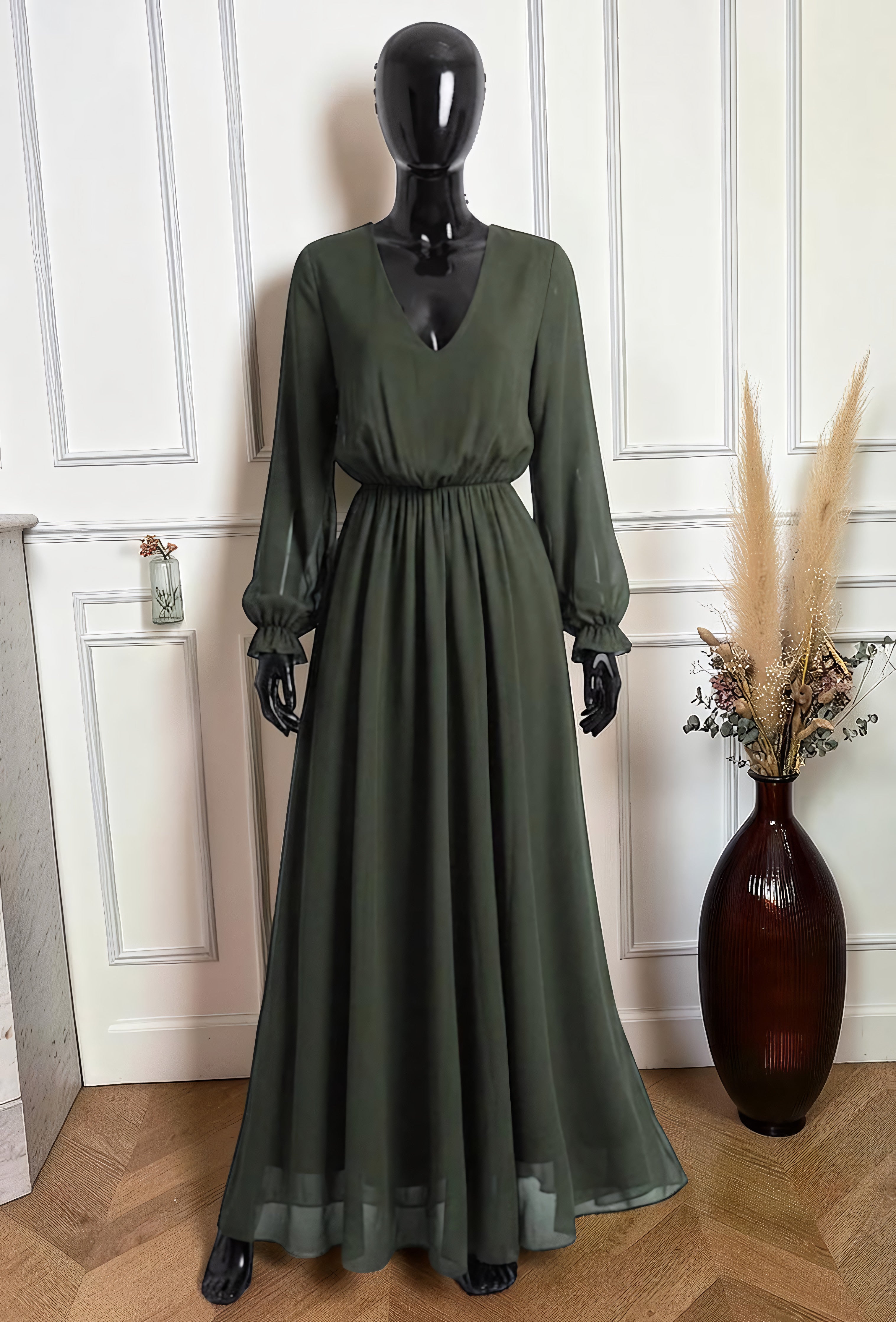 Robe Col V Fluide – La Muse Parisienne