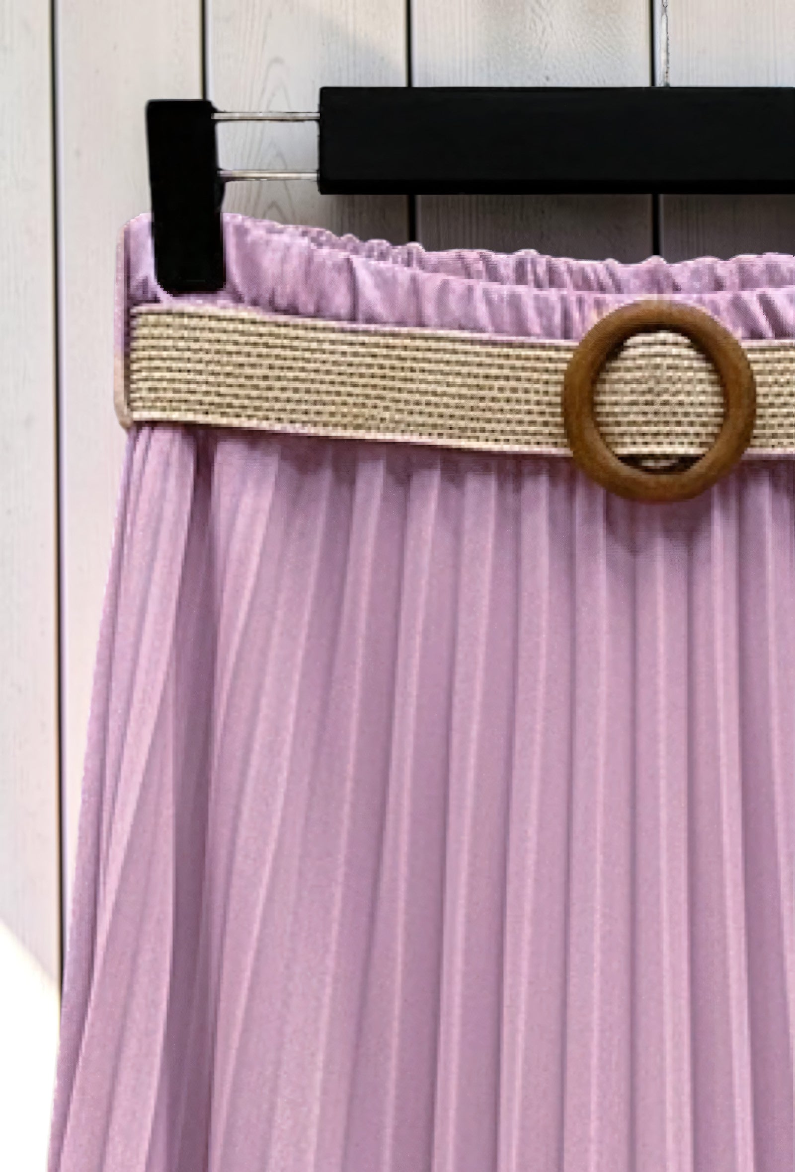 Jupe Plissée Fluide Doublée avec Ceinture Lilas – La Muse Parisienne – vue 3