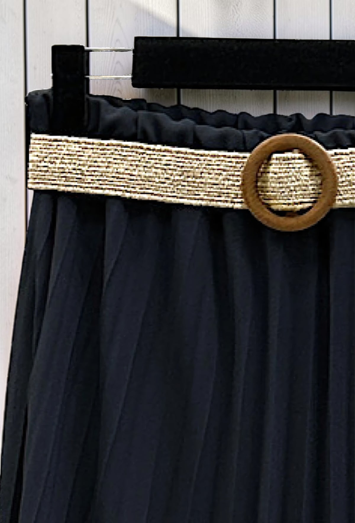 Jupe Plissée Fluide Doublée avec Ceinture Marine – La Muse Parisienne – vue 3