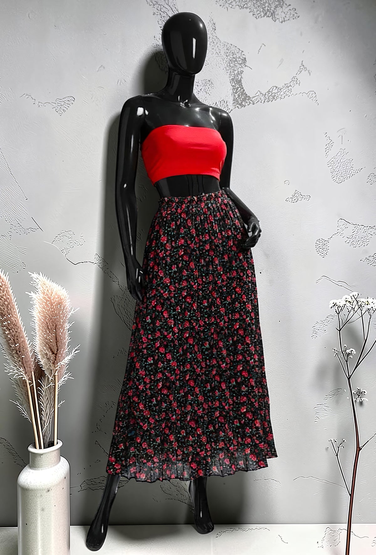 Jupe Plissée Fluide Doublée Noir – La Muse Parisienne – vue 1