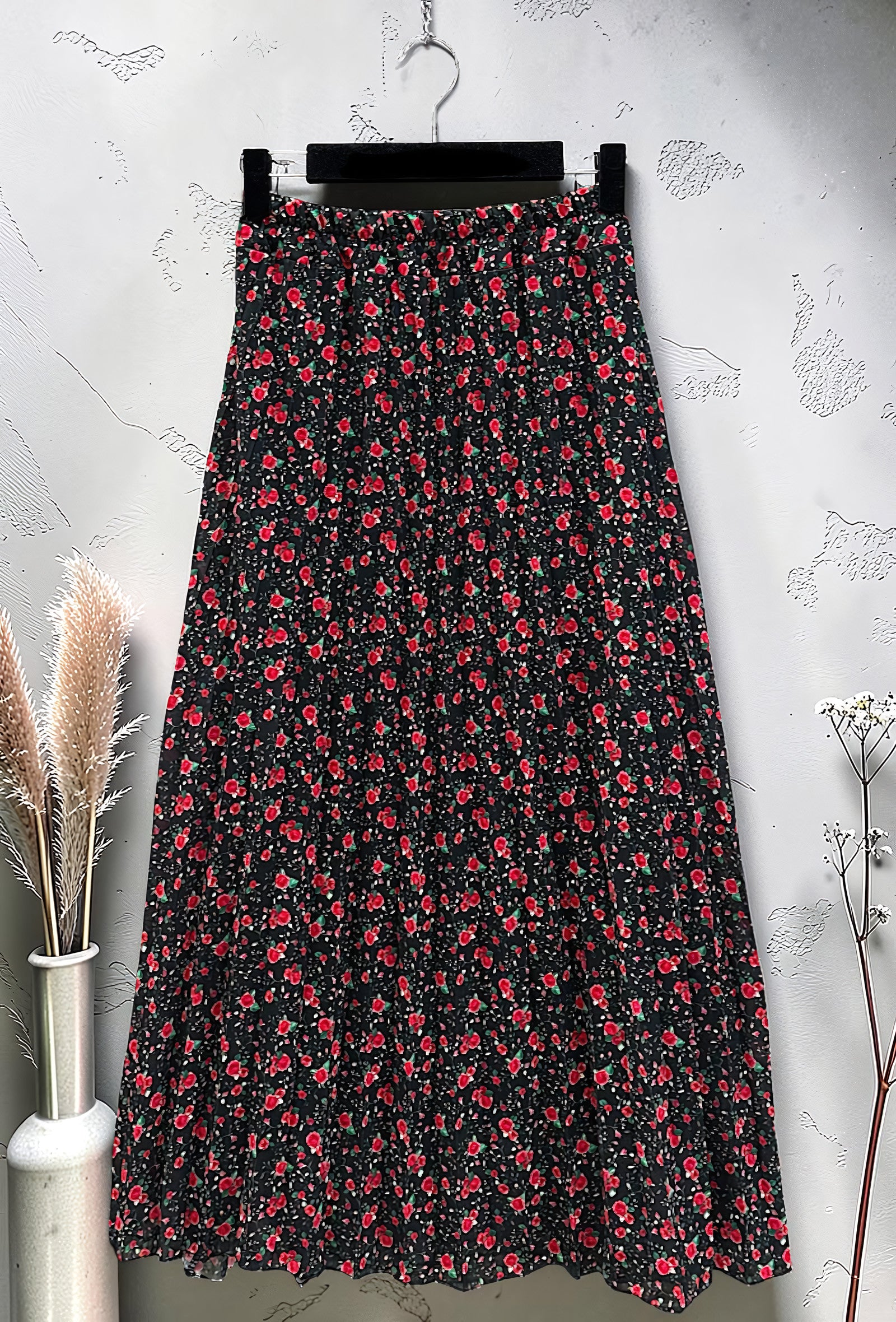 Jupe Plissée Fluide Doublée Noir – La Muse Parisienne – vue 2