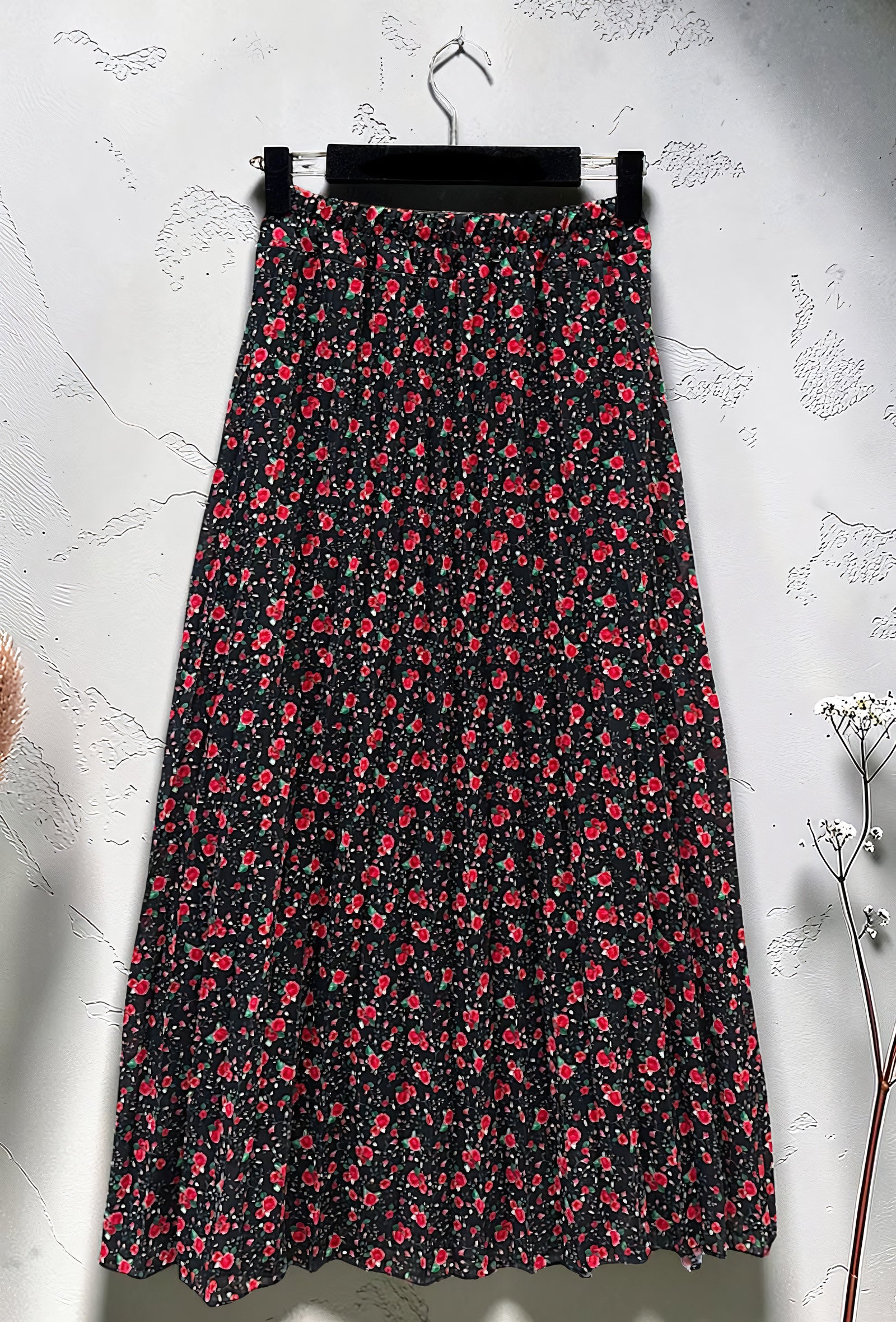 Jupe Plissée Fluide Doublée Noir – La Muse Parisienne – vue 3