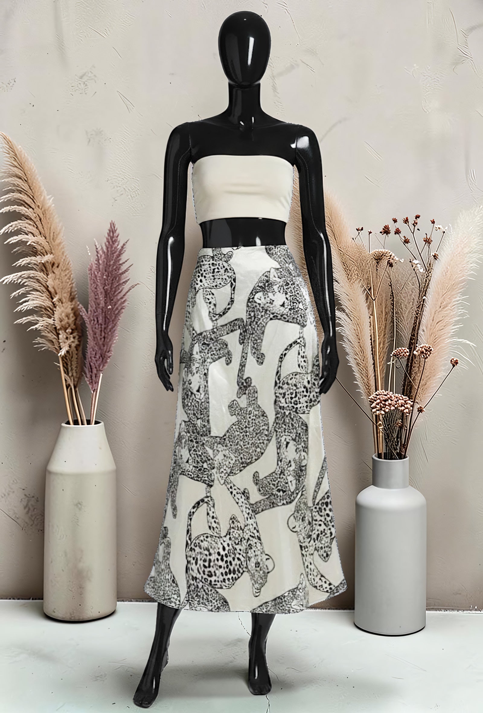 Jupe Imprimée en Viscose Satinée Bordure Dentelle Écru – La Muse Parisienne – vue 1