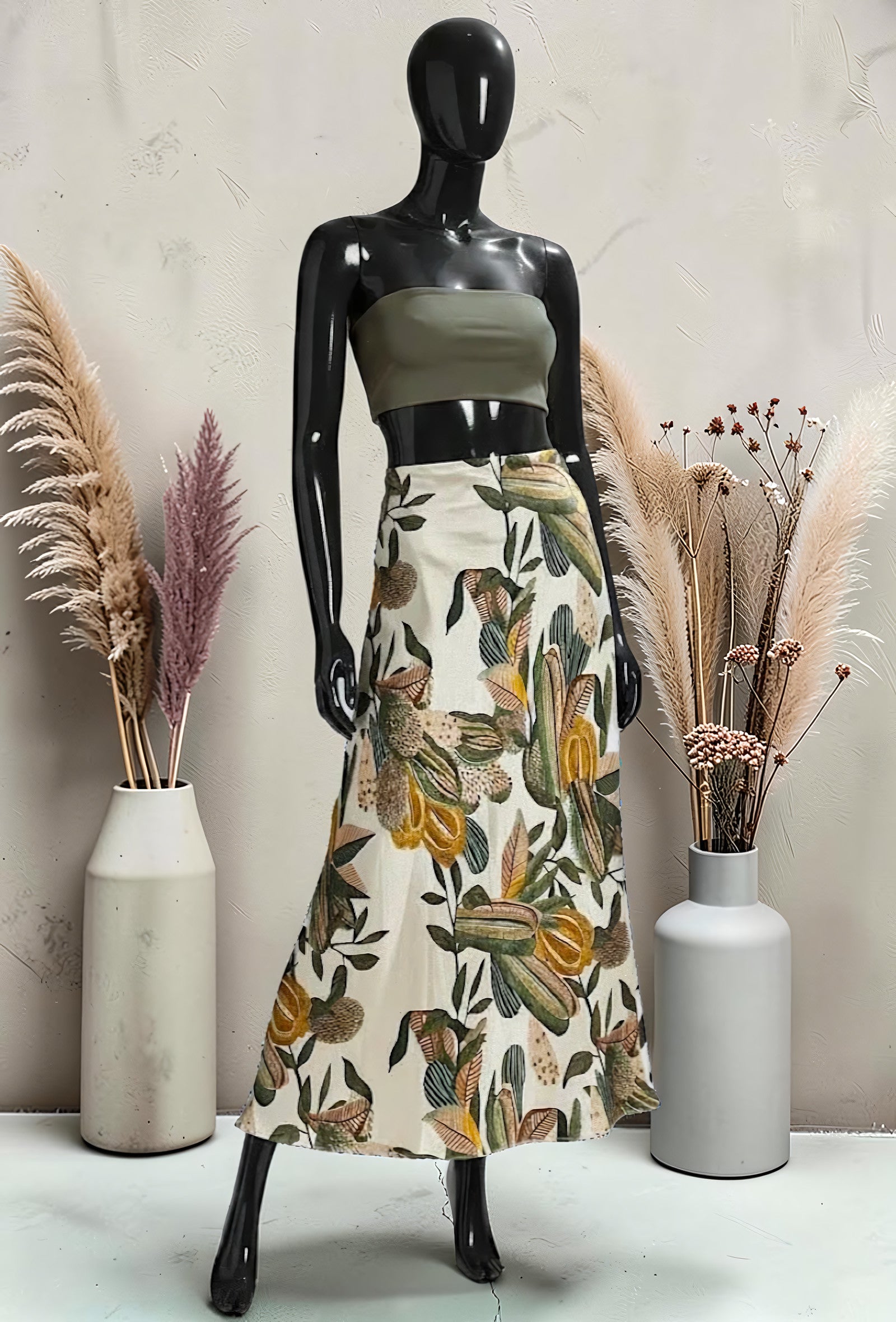 Jupe Imprimée en Viscose Satinée Bordure Dentelle Kaki – La Muse Parisienne – vue 1