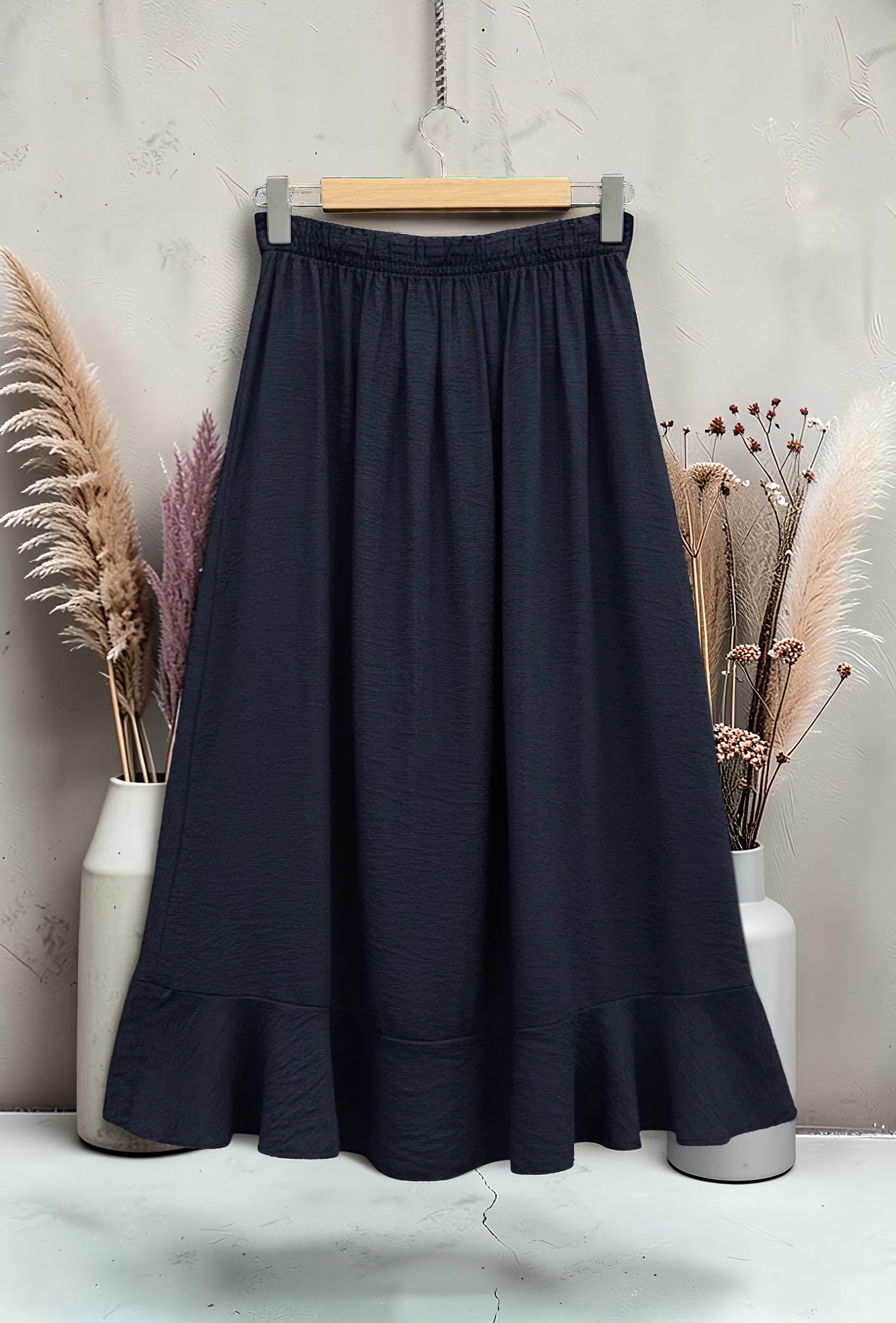 Jupe Bohème Chic en Viscose Taille Élastique Marine – La Muse Parisienne – vue 2