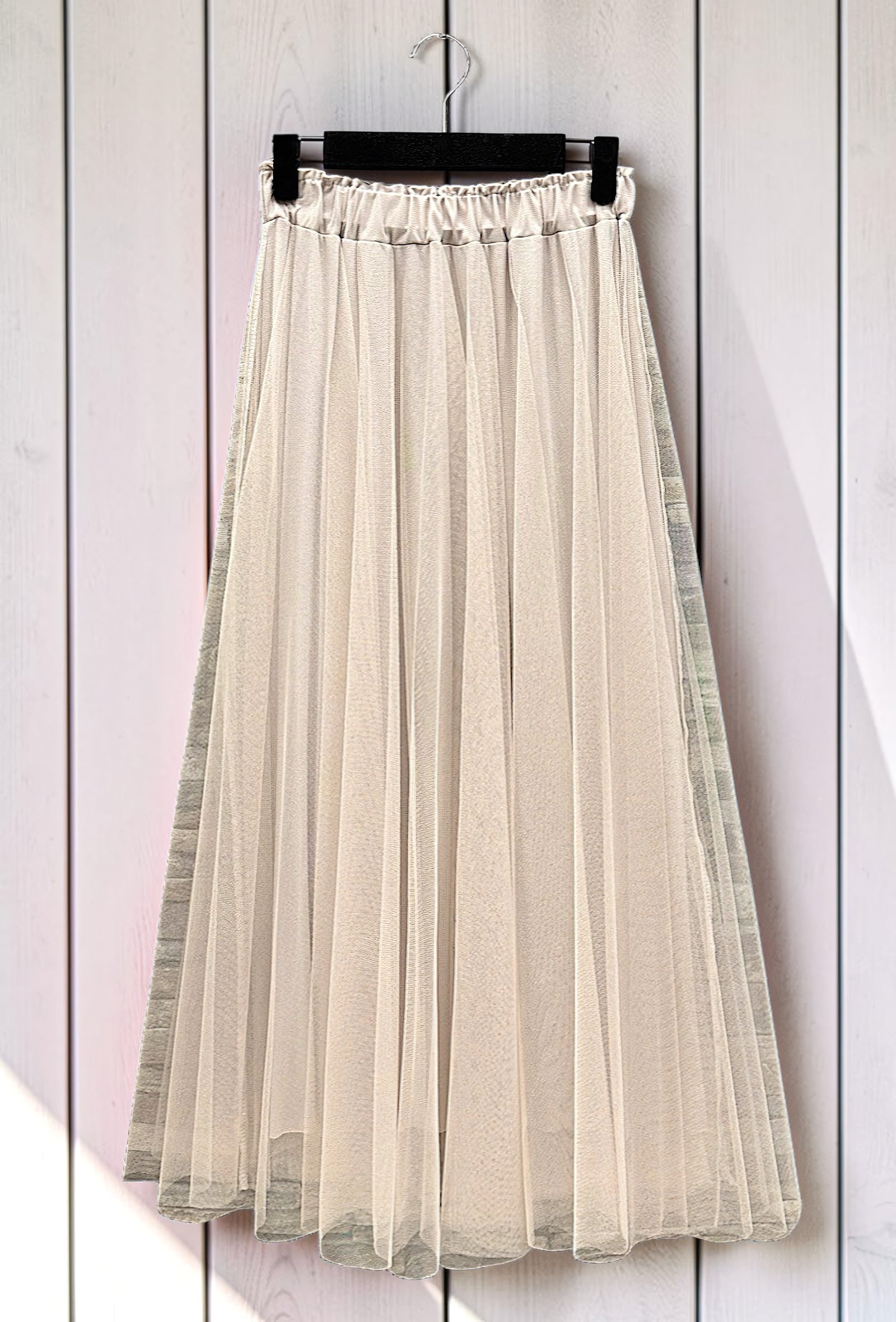 Jupe en Tulle Romantique Doublée Beige – La Muse Parisienne – vue 2