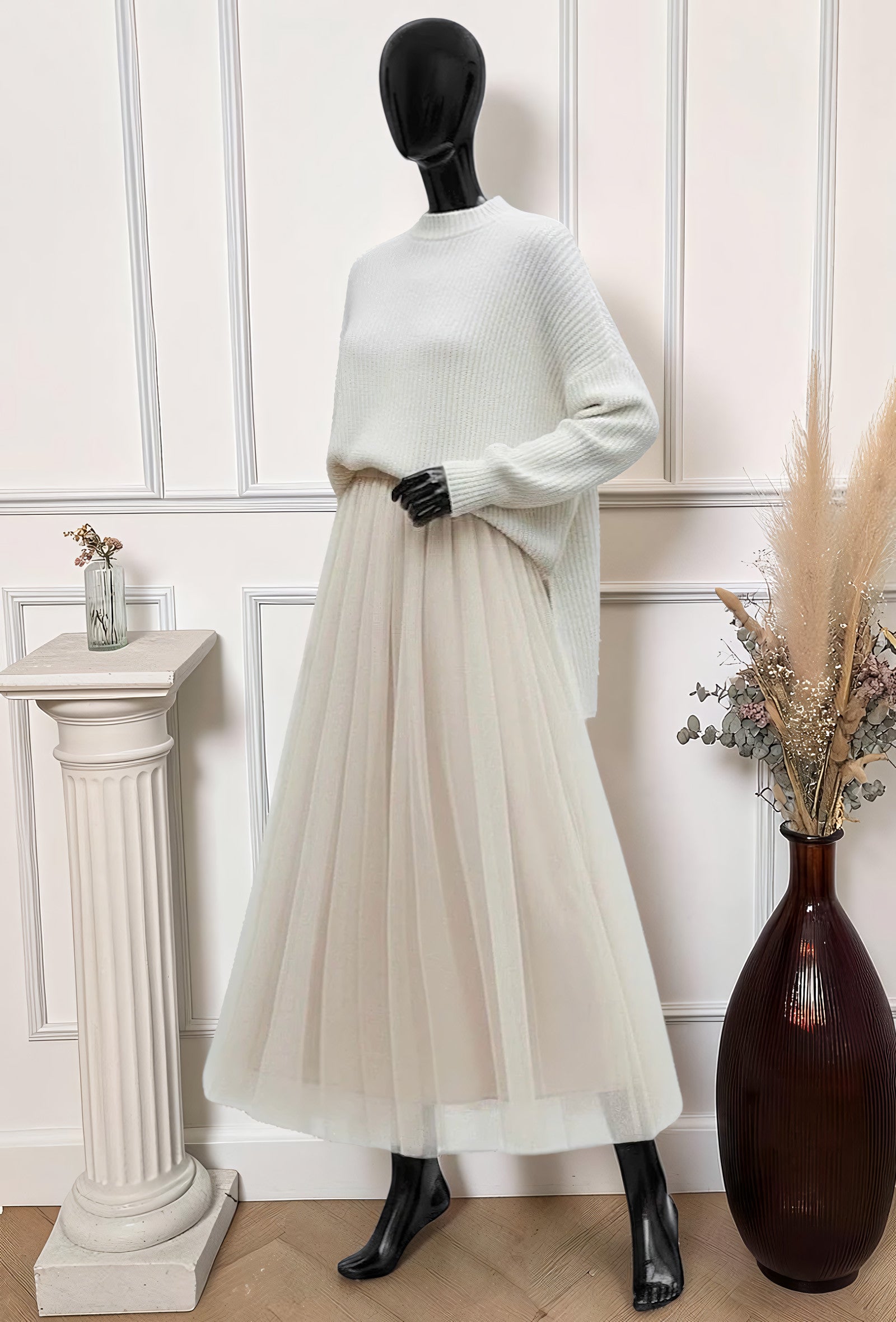 Jupe en Tulle Romantique Doublée Beige – La Muse Parisienne – vue 1