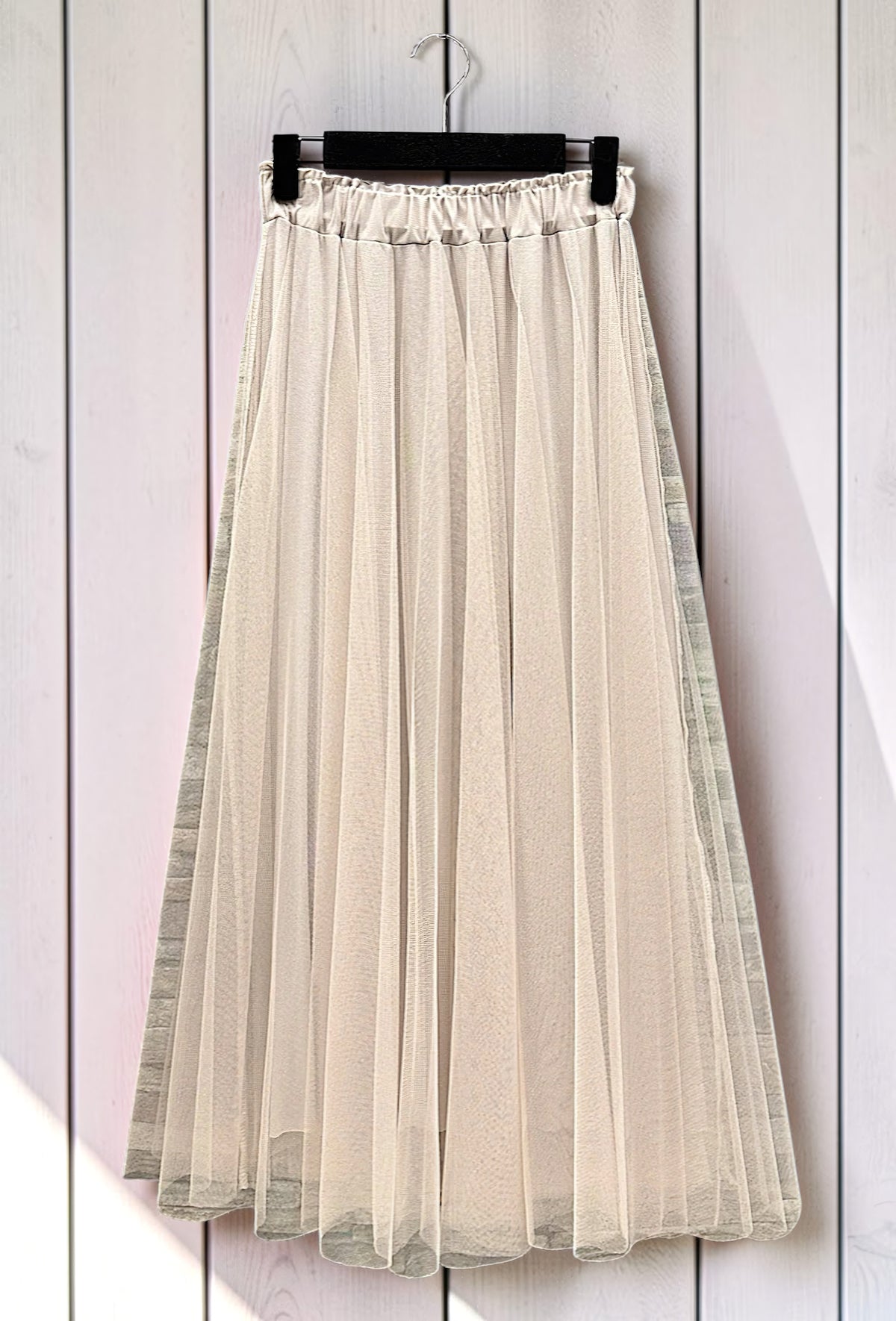 Jupe en Tulle Romantique Doublée Beige – La Muse Parisienne – vue 3
