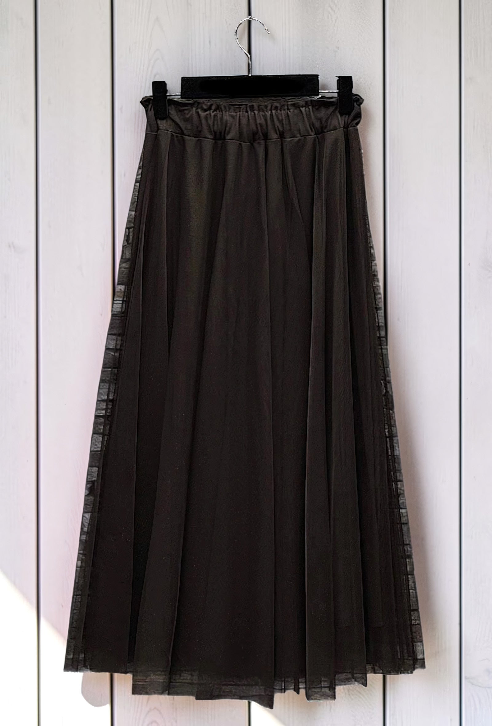 Jupe en Tulle Romantique Doublée Marron Foncé – La Muse Parisienne – vue 2