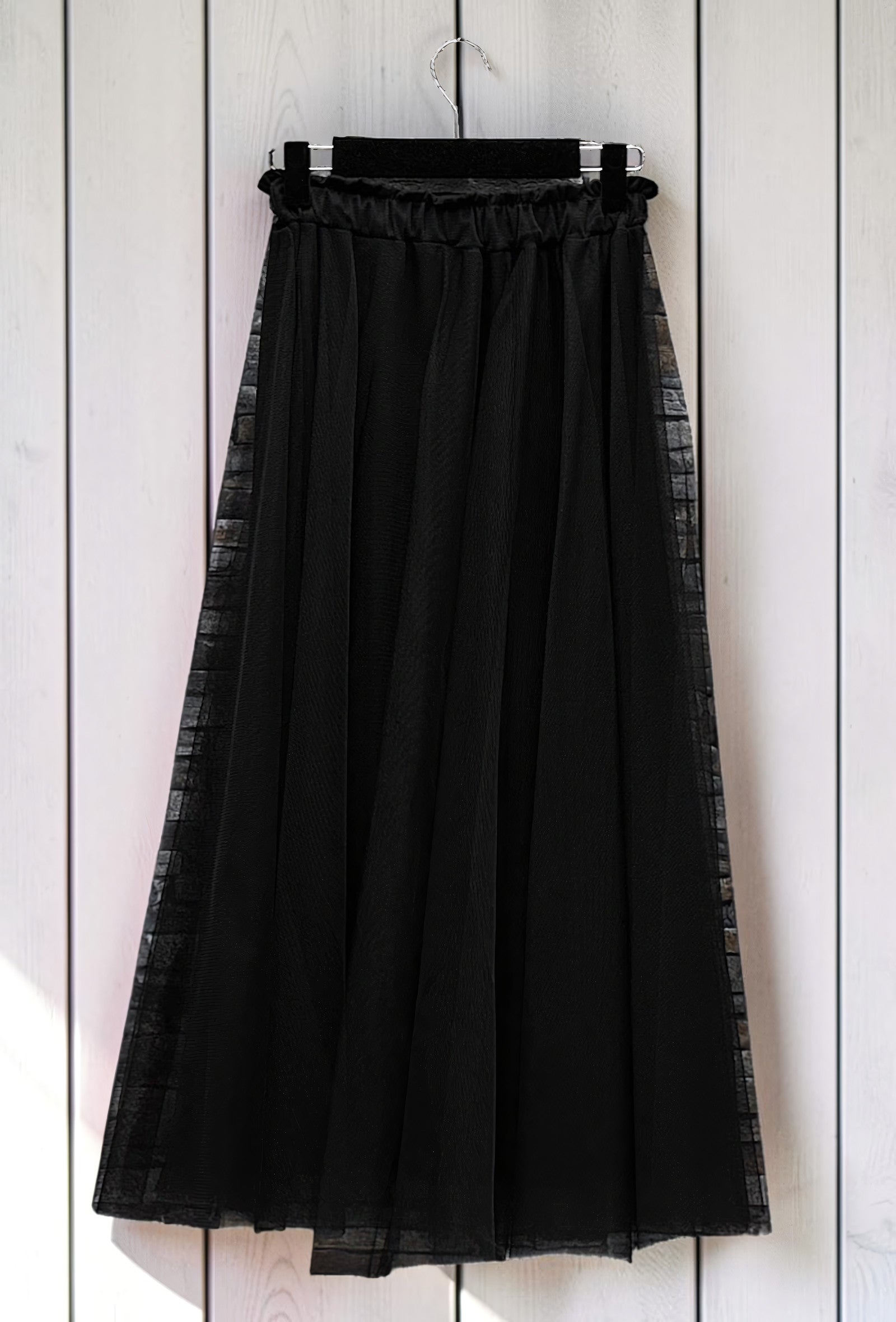 Jupe en Tulle Romantique Doublée Noir – La Muse Parisienne – vue 3