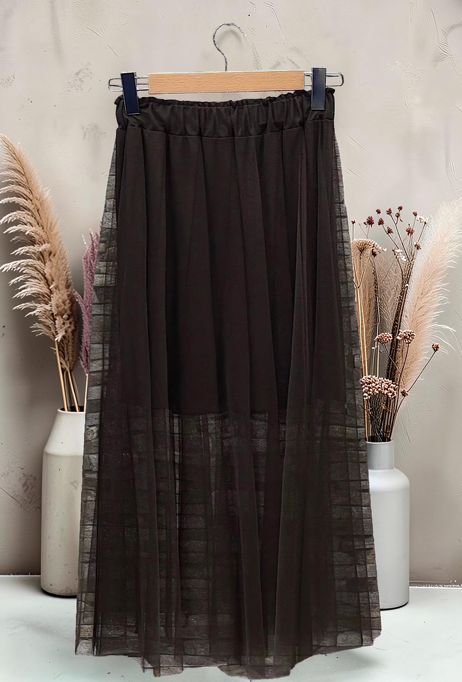 Jupe Courte en Tulle Doublée Marron Foncé – La Muse Parisienne – vue 2