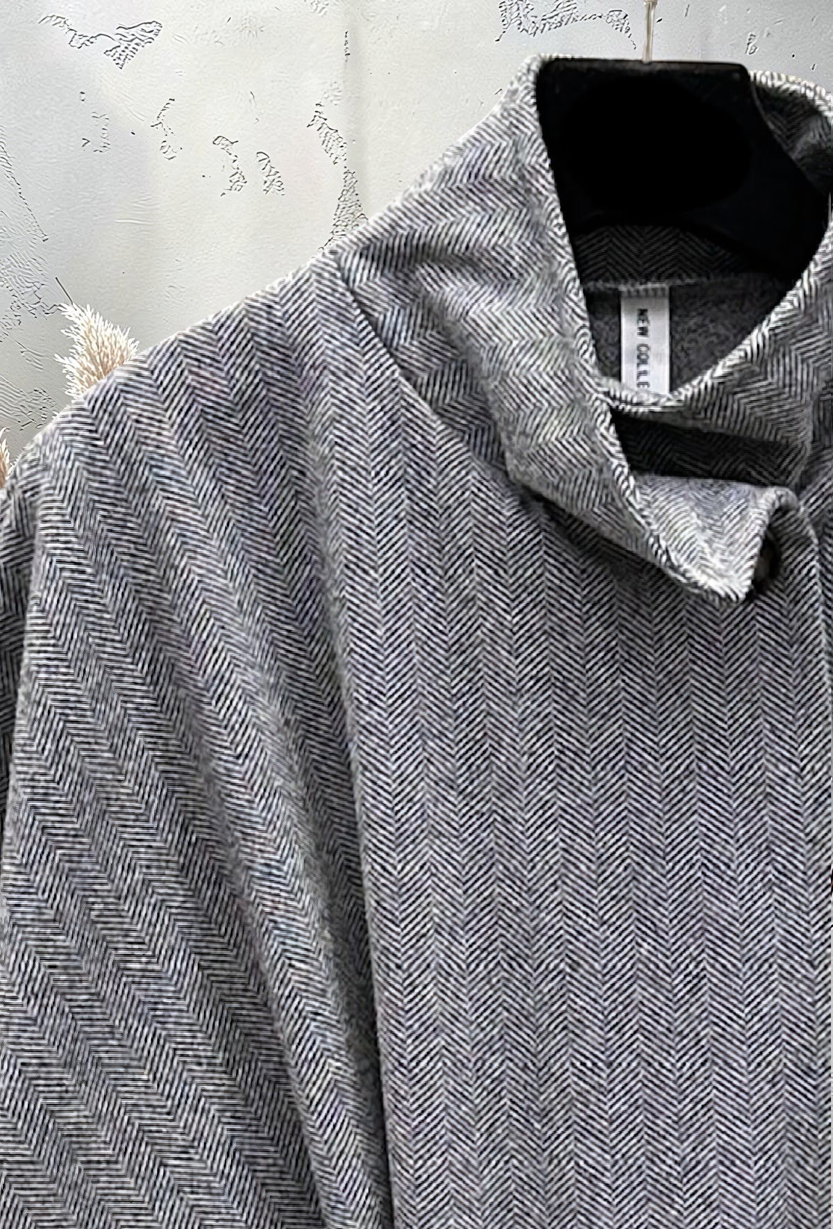 Cape Manteau en Flanelle Ceinturée Gris – La Muse Parisienne – vue 2