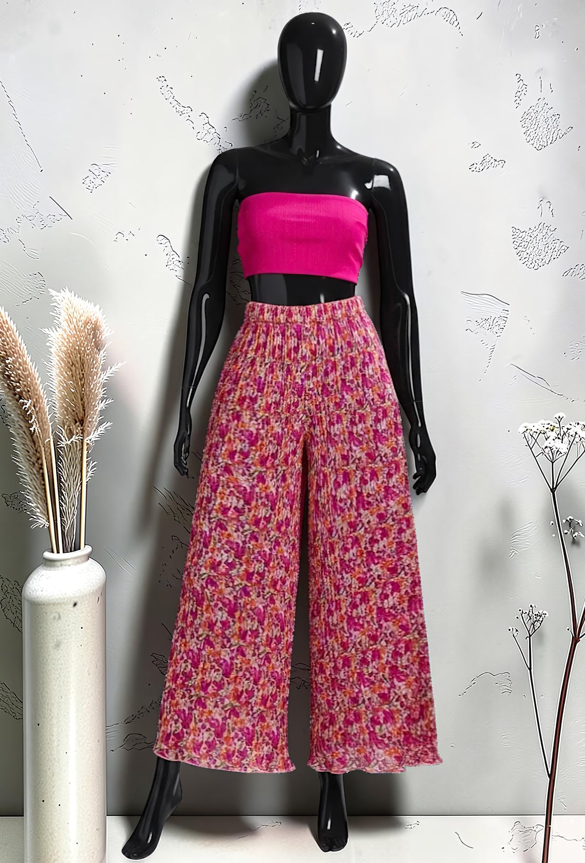 Pantalon Large Plissé Imprimé Doublé Fuchsia Fleuri – La Muse Parisienne – vue 1