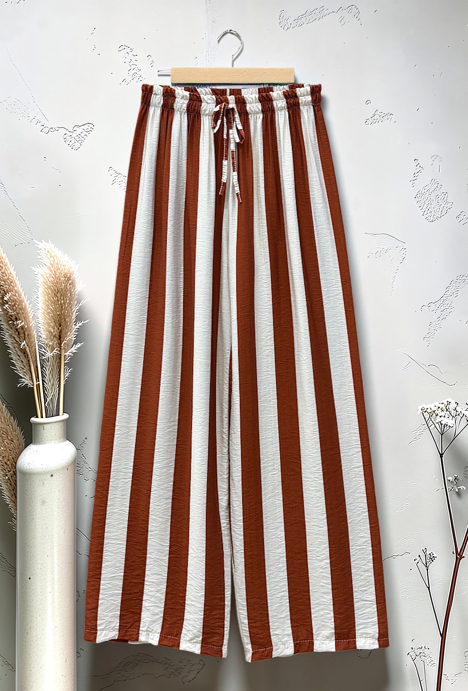 Pantalon Large à Rayures Taille Élastique Terracotta – La Muse Parisienne – vue 2