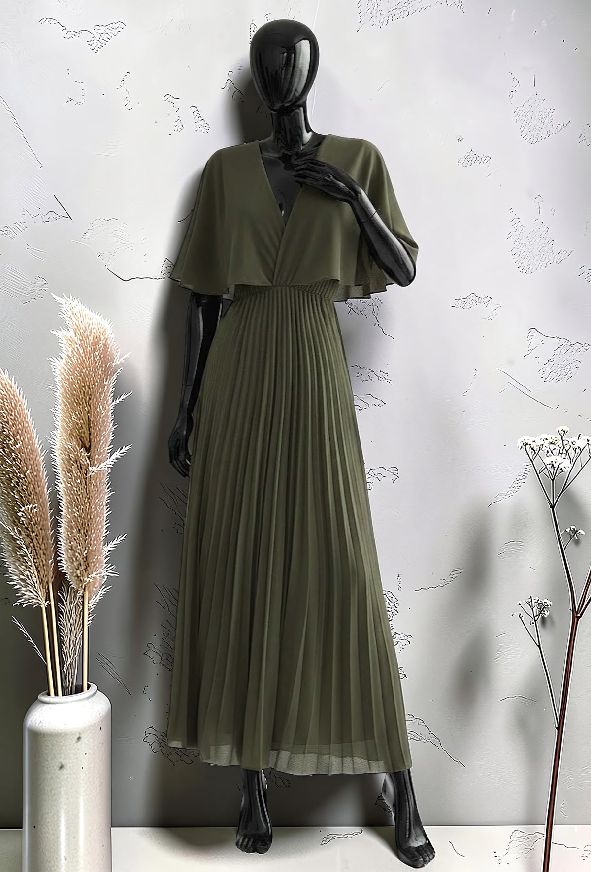 Robe Croisée Plissée Longue Doublée Kaki – La Muse Parisienne