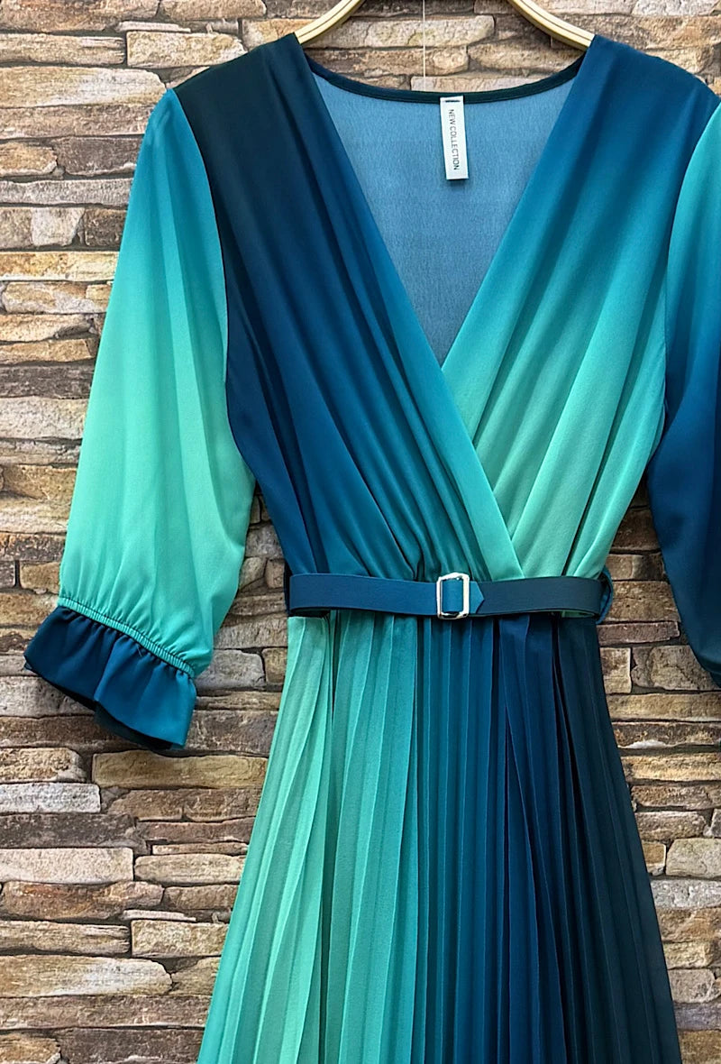 Robe Croisée Plissée Fluide — Doublure en Viscose | Collection 2026