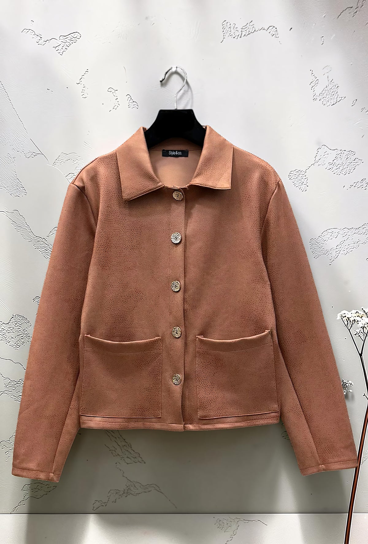 Veste Courte Cintrée en Suédine Terracotta – La Muse Parisienne